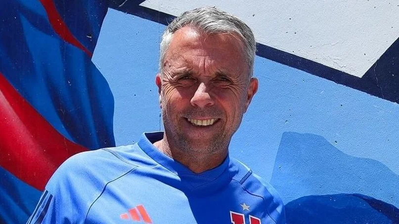 Gustavo Álvarez.