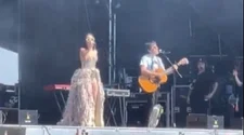 Claudio Narea cantó "El baile de los que sobran" en Lollapalooza 2024
