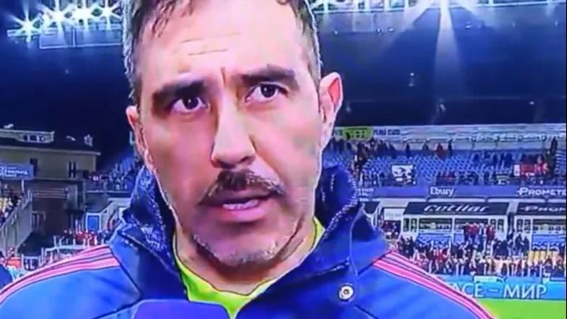 Movilh destaca a Claudio Bravo por diseño de su cinta de capitán en La Roja