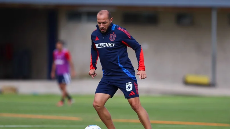 Jugador de Carabobo lanza provocador mensaje a la U de Chile previo al duelo
