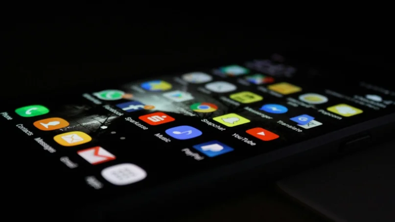 Experimentando la Emoción del Casino en Vivo Online desde tu Teléfono Celular