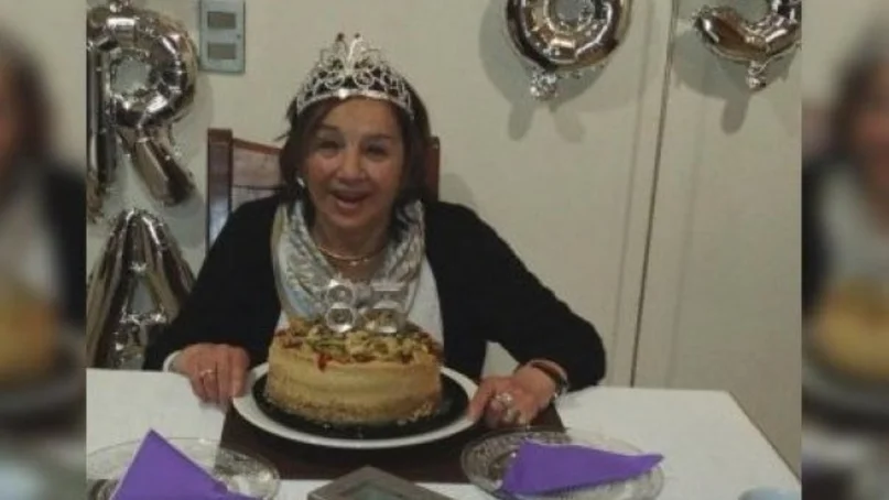 Abuela.