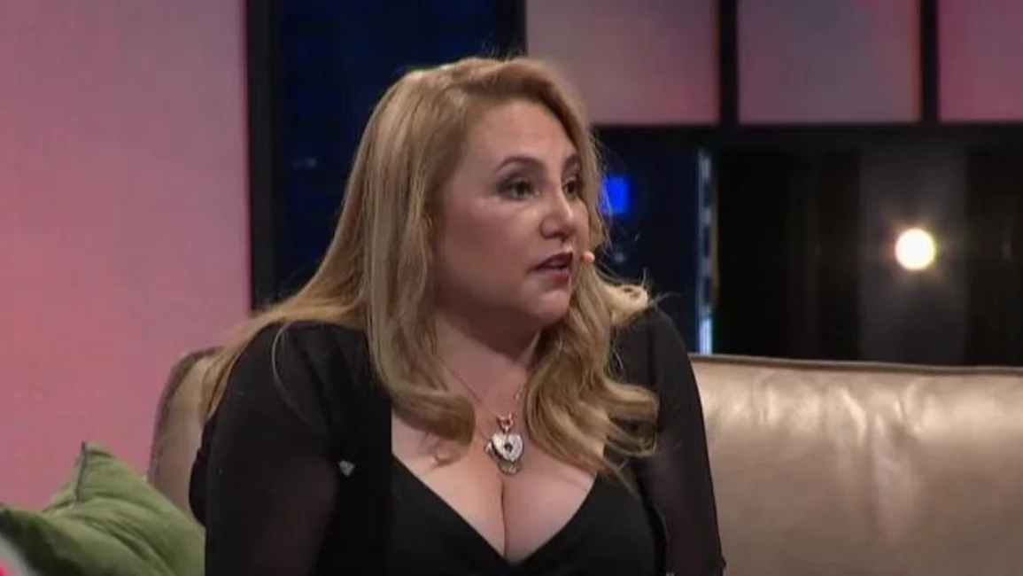 Latife Soto. 