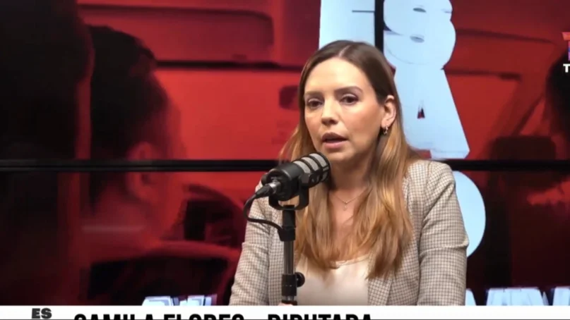 Camila Flores. 