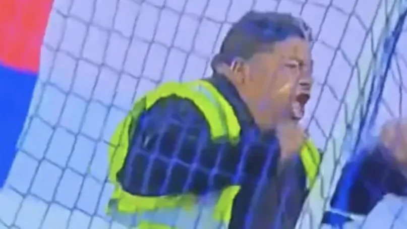 Guardia que gritó gol de la U rompe el silencio y envía mensaje a jugadores