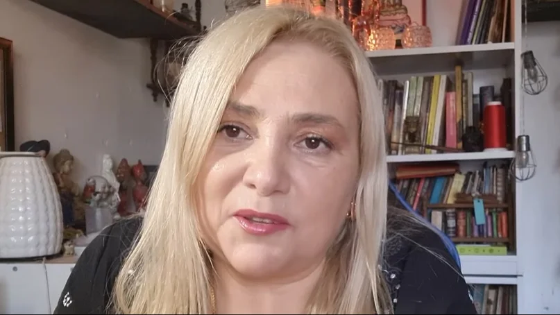 Latife Soto.