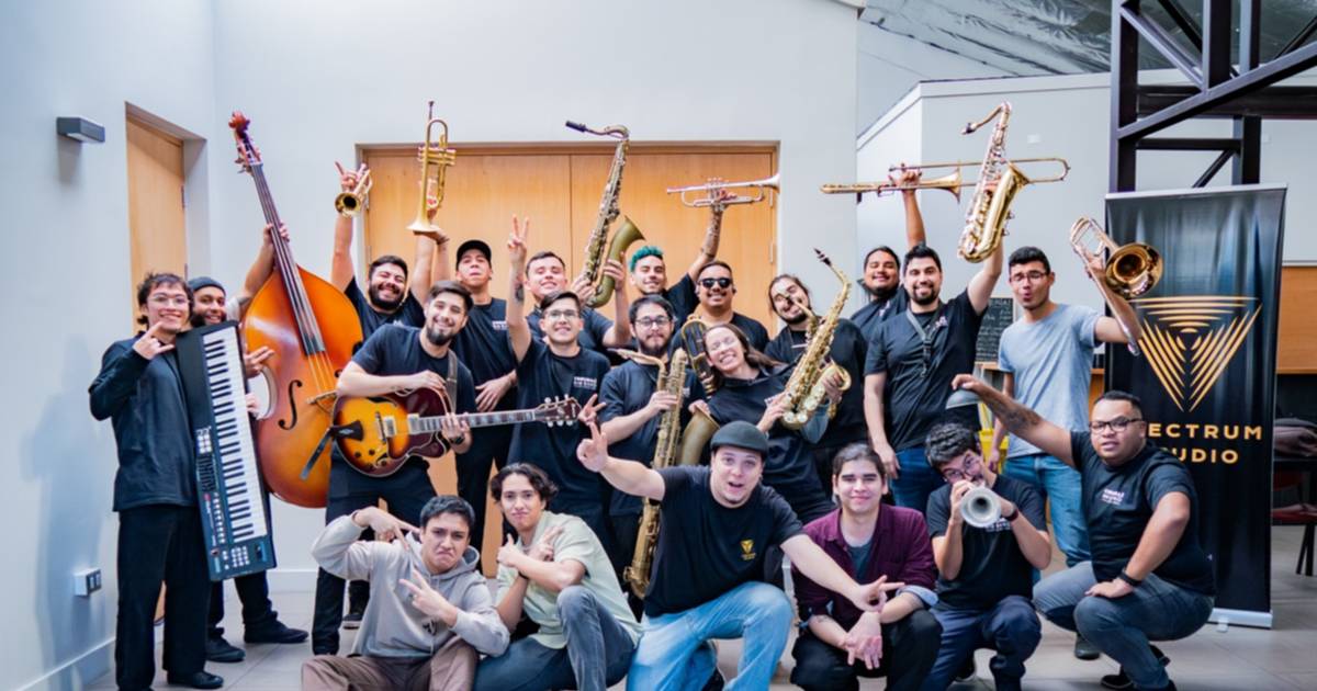 Conchalí Big Band una orquesta de jazz y escuela de música con un